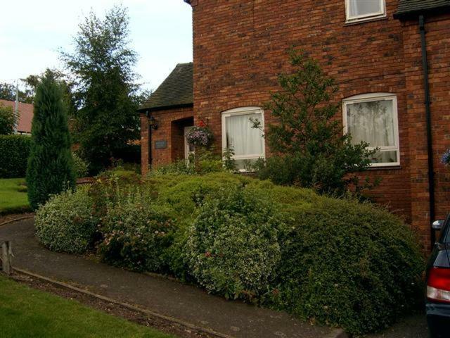 Birtley House Guest House B&B Telford Buitenkant foto