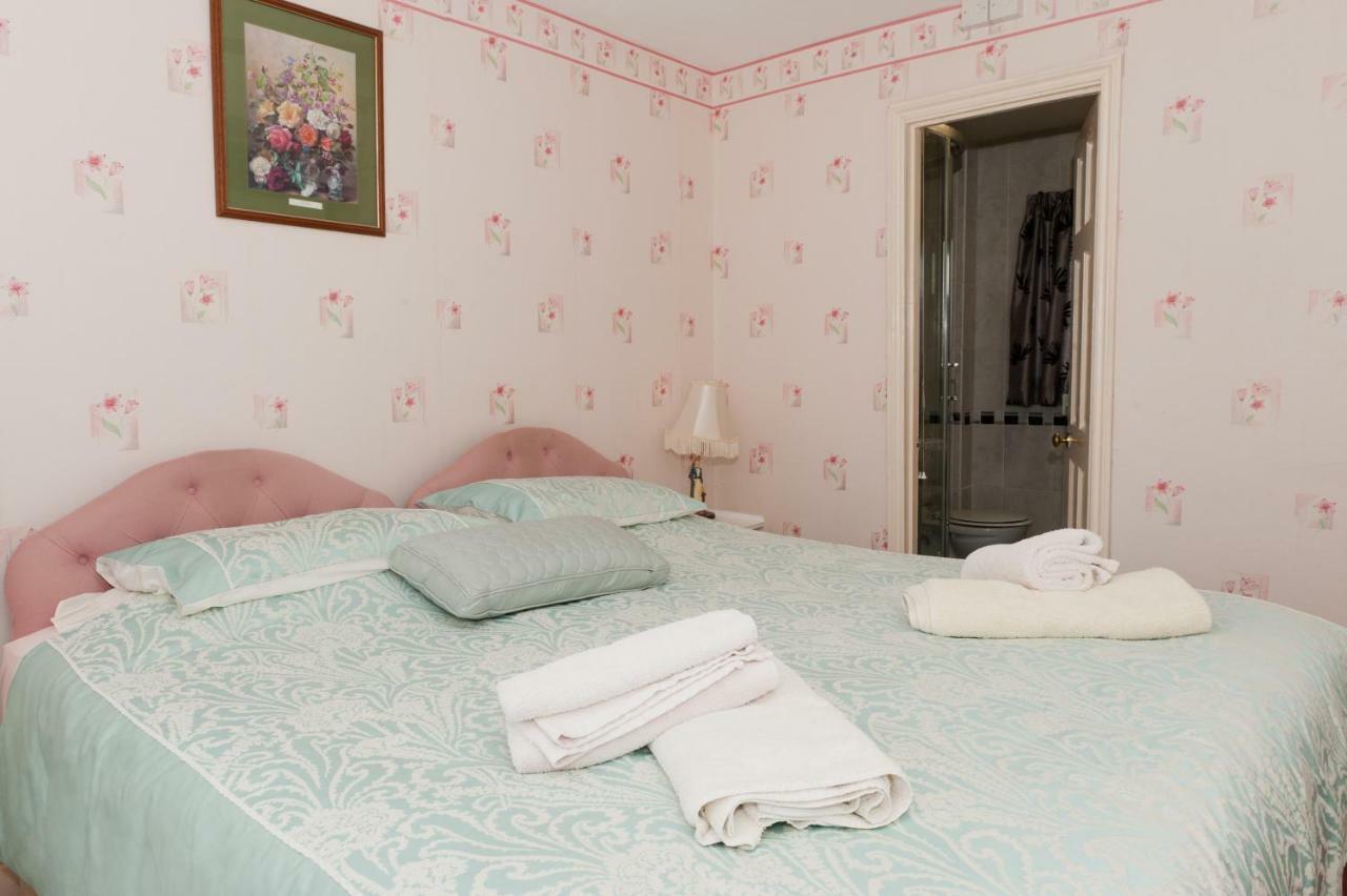 Birtley House Guest House B&B Telford Buitenkant foto