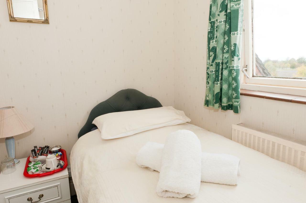 Birtley House Guest House B&B Telford Buitenkant foto